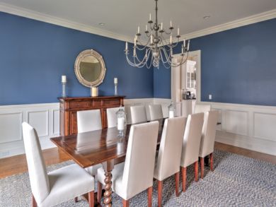 Posh Five Bedrooms Residence in The Hamptons Posh Five Bedrooms Residence in The Hamptons